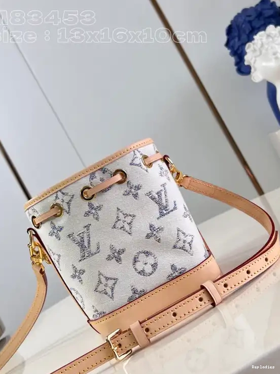 Cheap NOÉ-13*16*10cm VUITTON NANO LOUIS 0505